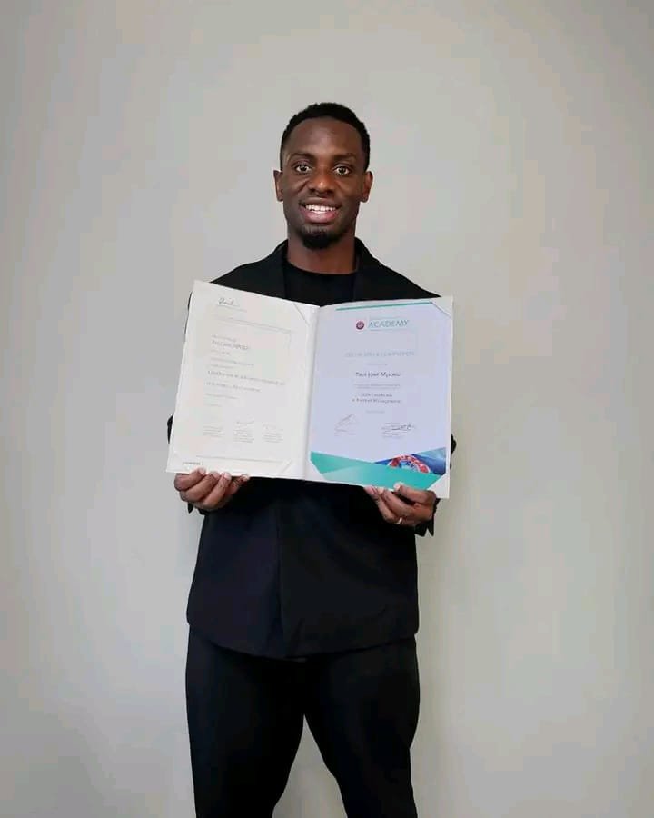 Paul-José Mpoku : L&rsquo;UEFA CFM, Un Certificat pour Anticiper l&rsquo;Après-Carrière