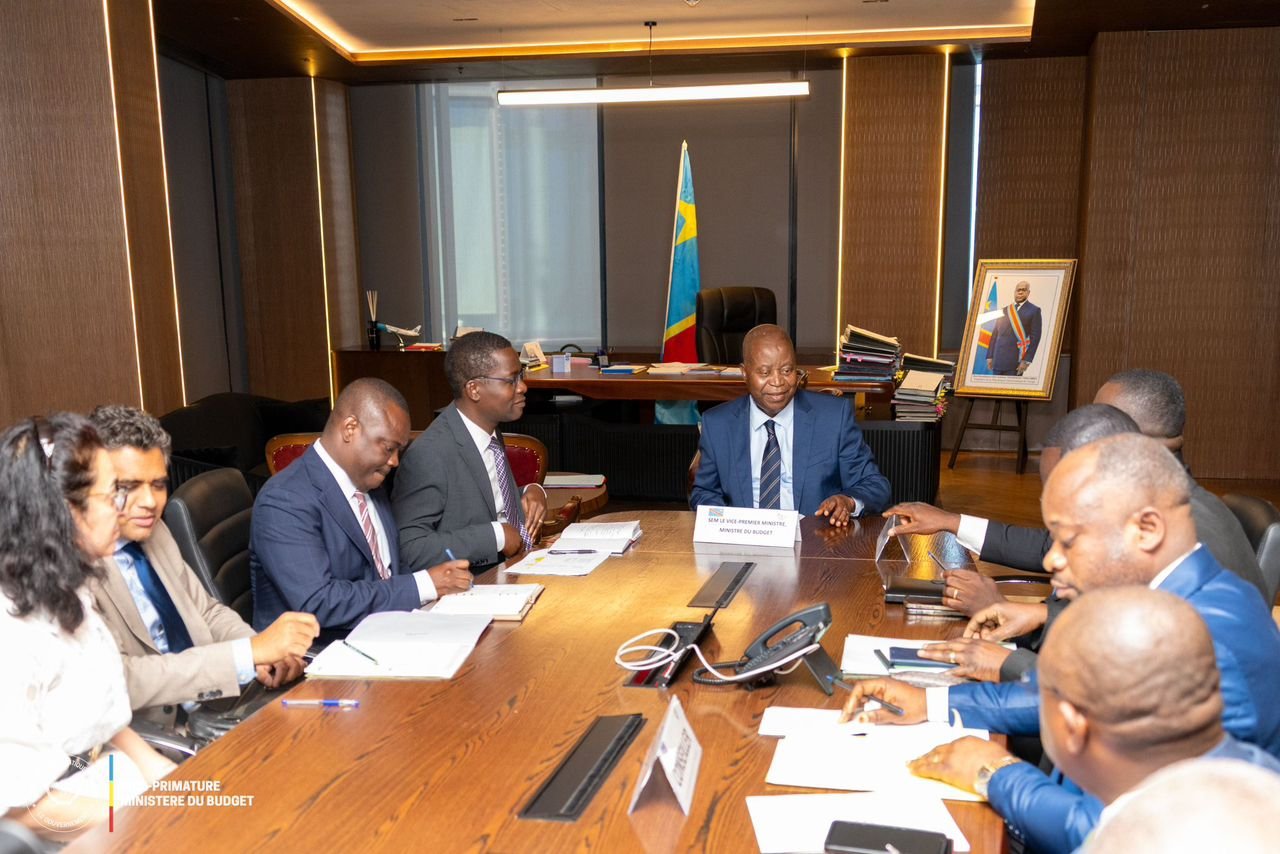 RDC – Budget 2026 : Adolphe Muzito rassure le FMI sur la trajectoire des réformes et l’optimisation des dépenses