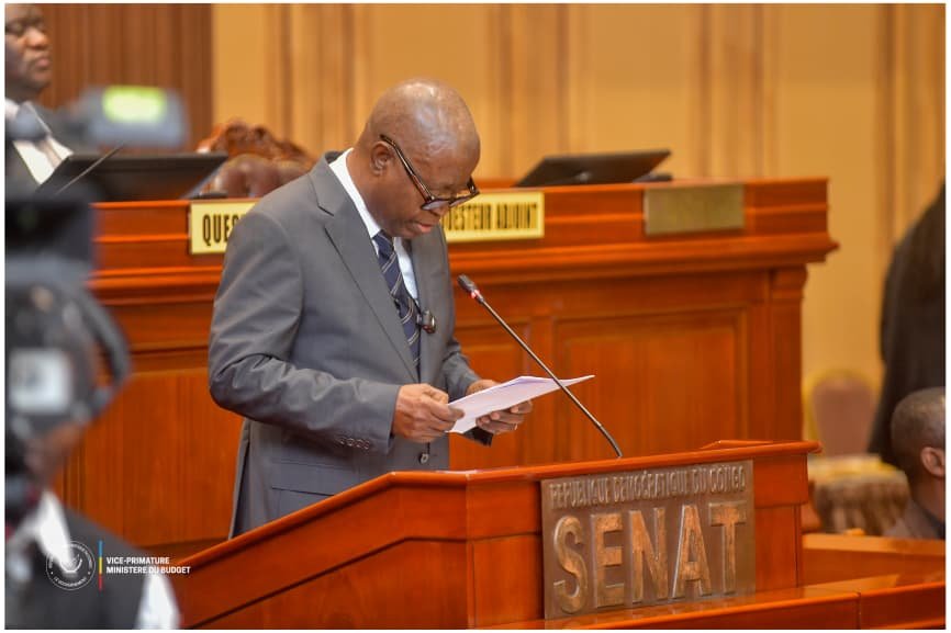 Le Gouvernement soumet au Sénat un budget 2026 ambitieux de 22 milliards USD, axé sur la souveraineté financière et les infrastructures